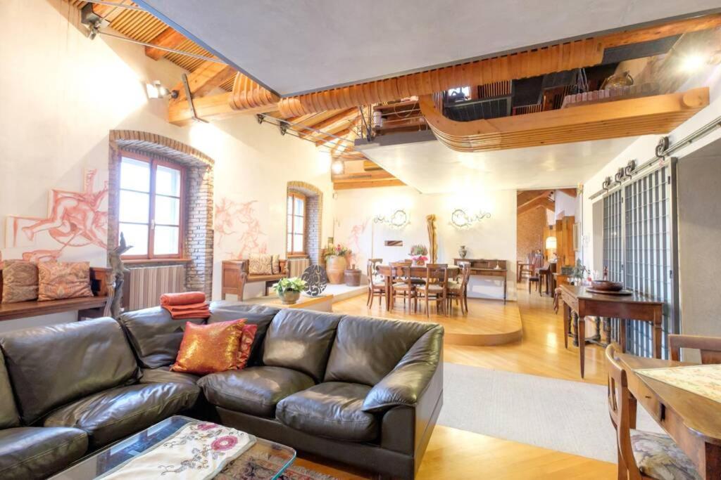 6 Ponterosso - Luxury Attic Apartment ตรีเอสเต ภายนอก รูปภาพ
