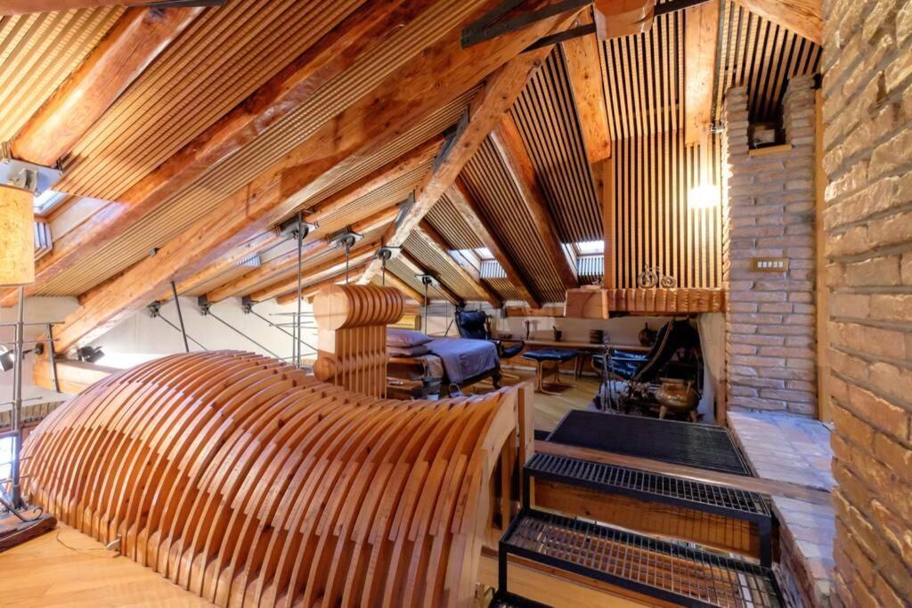 6 Ponterosso - Luxury Attic Apartment ตรีเอสเต ภายนอก รูปภาพ