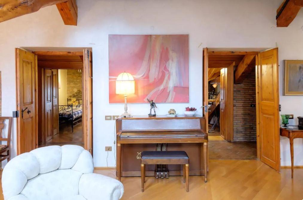 6 Ponterosso - Luxury Attic Apartment ตรีเอสเต ภายนอก รูปภาพ